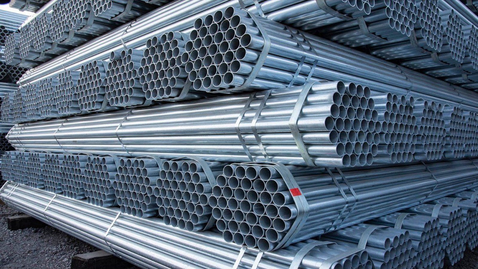 What is the difference between scaffolding pipes？