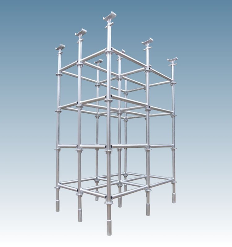 Comparing Ring-Lock Scaffolding to Traditional Scaffolding Systems